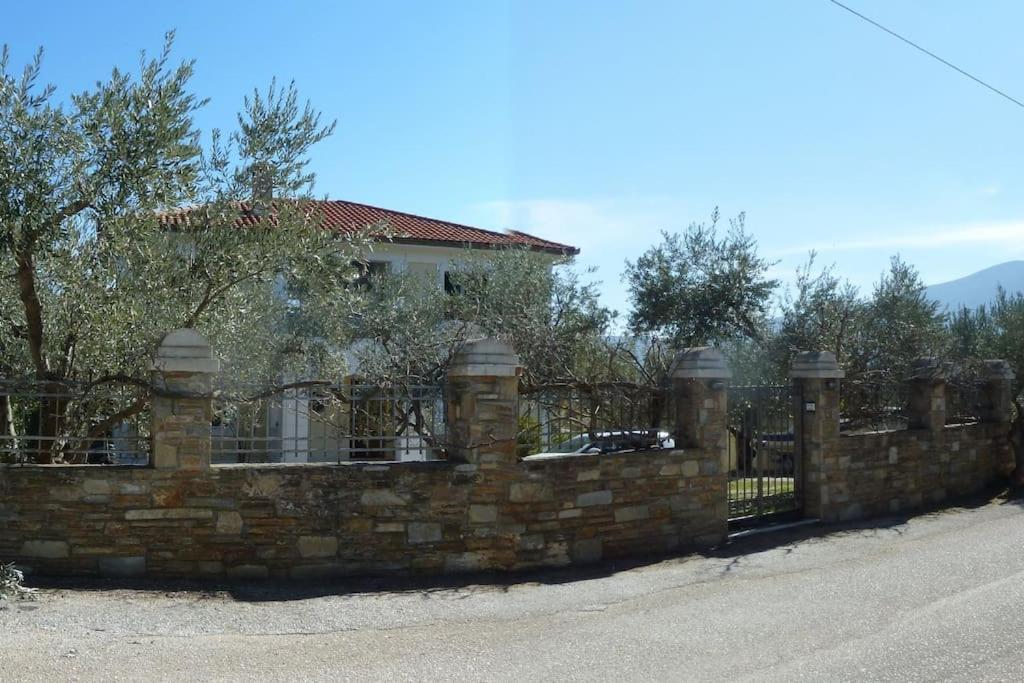 Villa Liana Sourpi Екстер'єр фото
