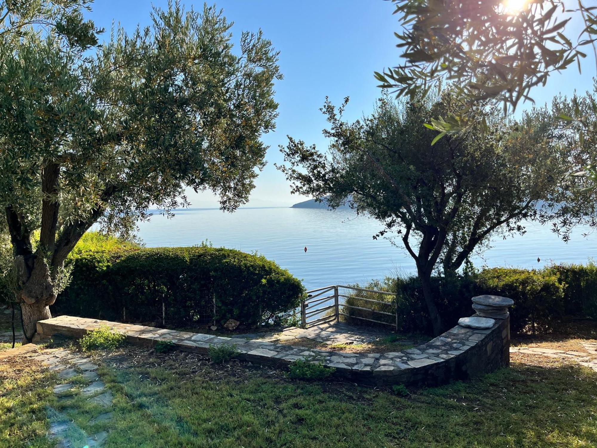 Villa Liana Sourpi Екстер'єр фото